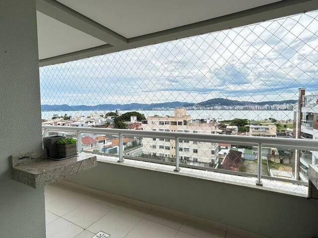 Apartamento para Venda em Florianópolis - 4
